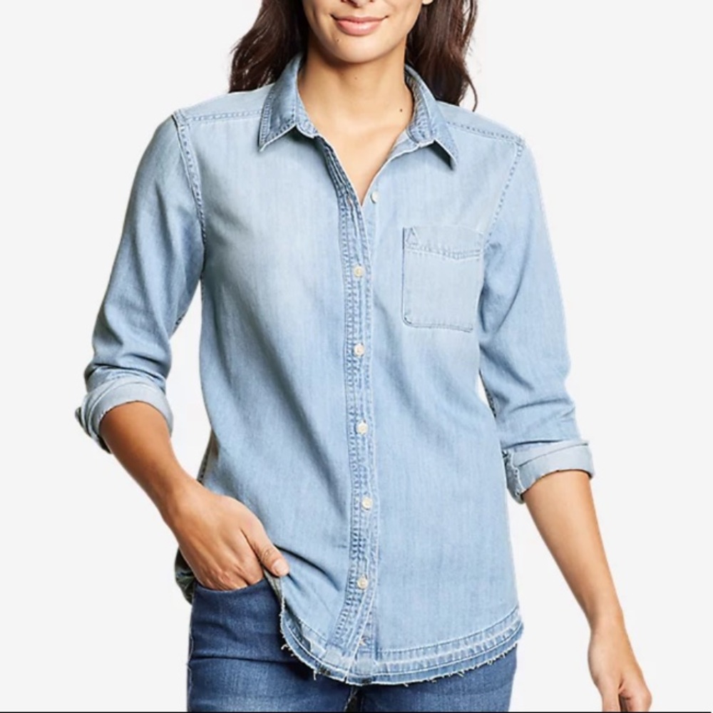 Eddie Bauer Chambray Denim Button Up Light Wash